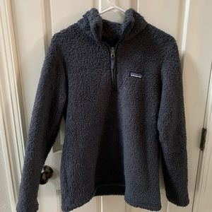 Women’s size medium Patagonia fleece quarter zip
